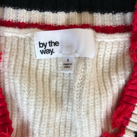 By the way sweater - Picture 2 of 3